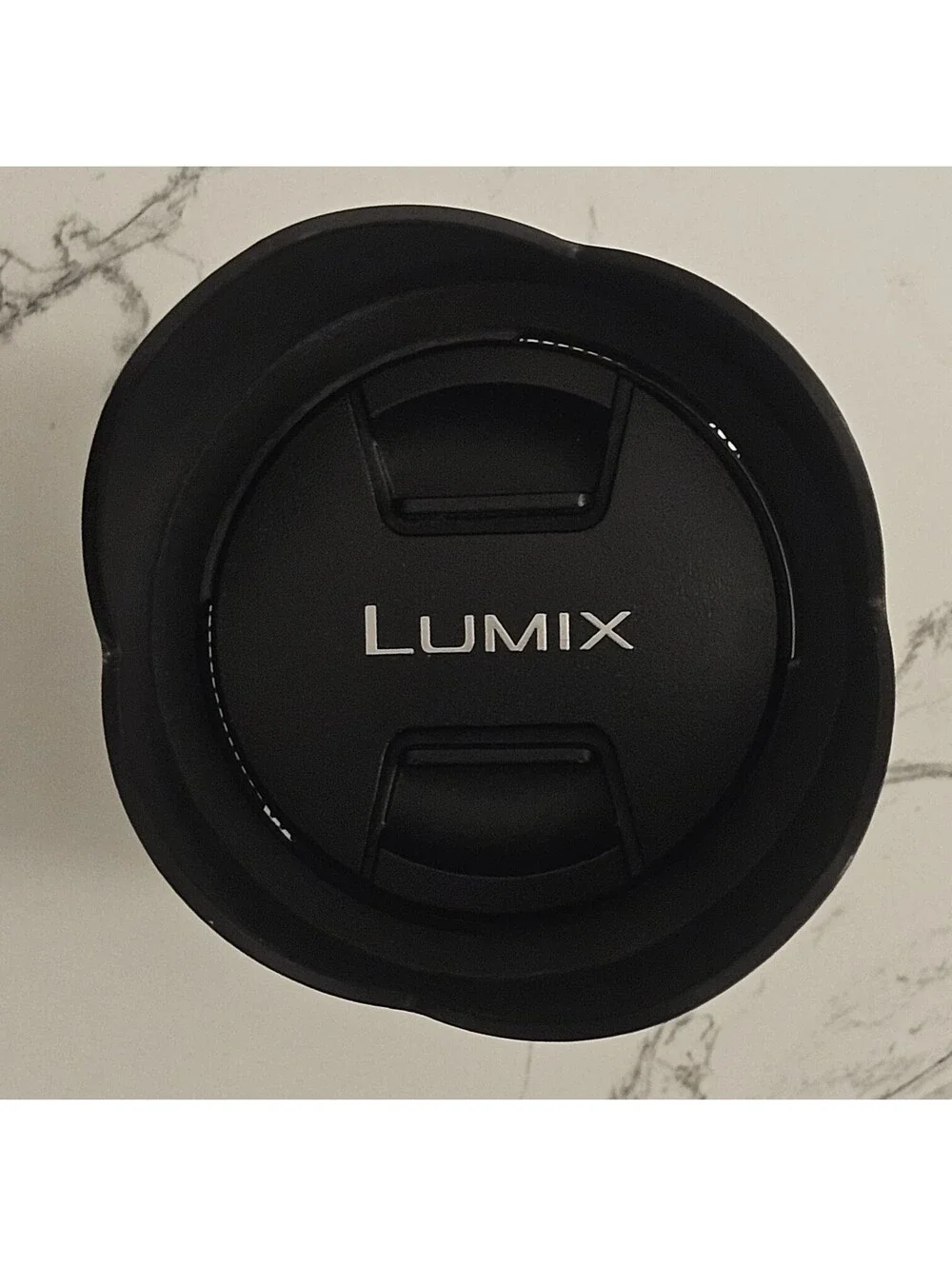 Panasonic Lumix G Vario 14-42mm f/3.5-5.6 Mega OIS Micro Four Thirds lens